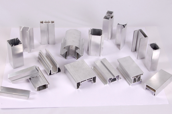 Advantages of Aluminium Modular Profiles for Industrial Applications